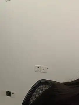 Snapshot of Mina_ovo chatting on April 7, 2026, 6:37 am Mina ovo online show from April 7, 2026, 6:37 am