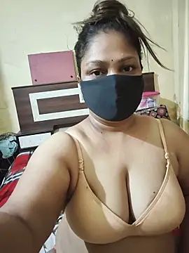 SluttySonam online show from May 13, 2026, 3:57 am