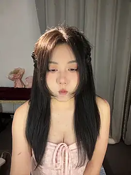 ooooBaby129 online show from May 25, 2026, 1:43 pm