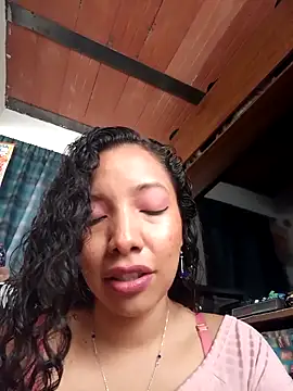 Wolfamara online show from April 25, 2026, 1:41 pm