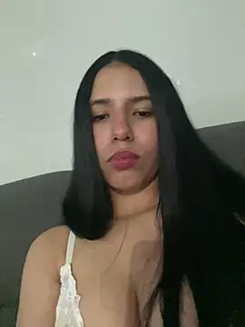 IsabelaRivers online show from May 14, 2026, 3:36 am