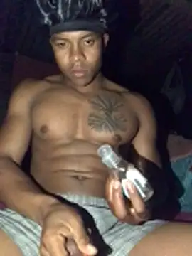 Snapshot of MathersMarshall chatting on April 8, 2026, 10:22 pm MathersMarshall online show from April 8, 2026, 10:22 pm