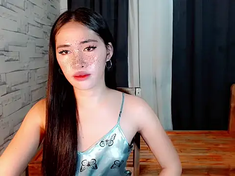 urasiankylie online show from April 2, 2026, 7:15 am