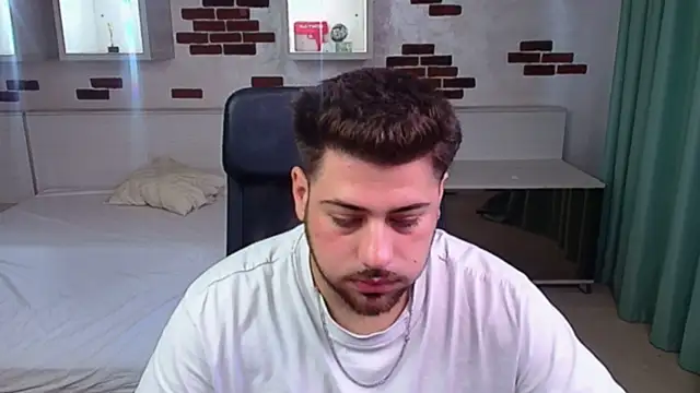 DaxGreer online show from June 7, 2026, 4:18 am