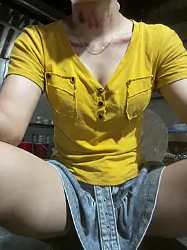 Ryry1188 online show from June 17, 2026, 12:32 am