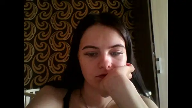 KikiAmino online show from July 22, 2026, 5:31 am