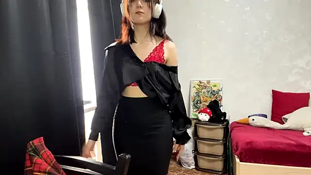 PattieHija online show from April 4, 2026, 5:25 am