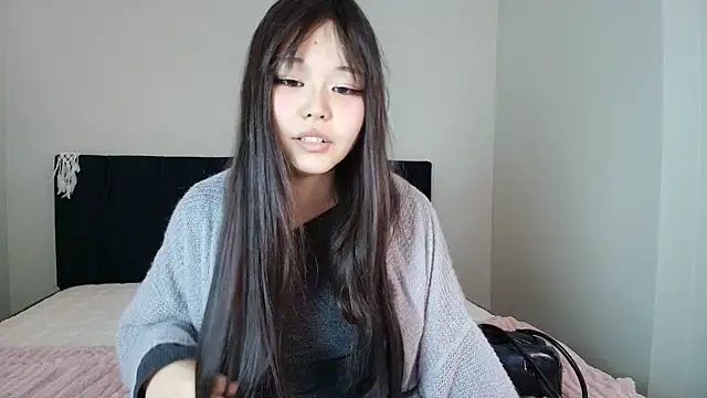 sayanim0 online show from May 13, 2026, 1:56 am