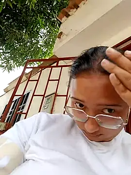 Snapshot of naughty_girl_hot_ chatting on April 7, 2026, 2:52 pm naughty girl hot online show from April 7, 2026, 2:52 pm