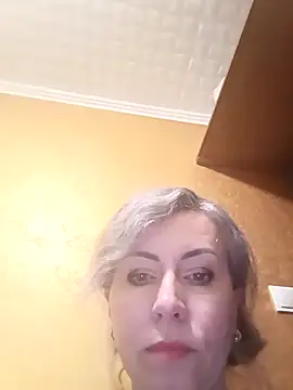 Snapshot of TaynaSecret chatting on April 2, 2026, 5:08 pm TaynaSecret online show from April 2, 2026, 5:08 pm