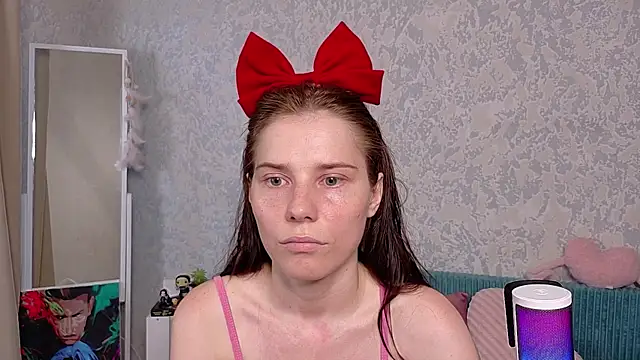 CleoBloom  online show from July 25, 2026, 3:14 am