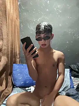 Snapshot of seanfavboy chatting on April 2, 2026, 6:14 pm seanfavboy online show from April 2, 2026, 6:14 pm