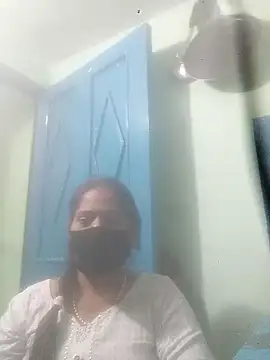 Snapshot of SEEMA_012 chatting on April 9, 2026, 7:25 am SEEMA 012 online show from April 9, 2026, 7:25 am