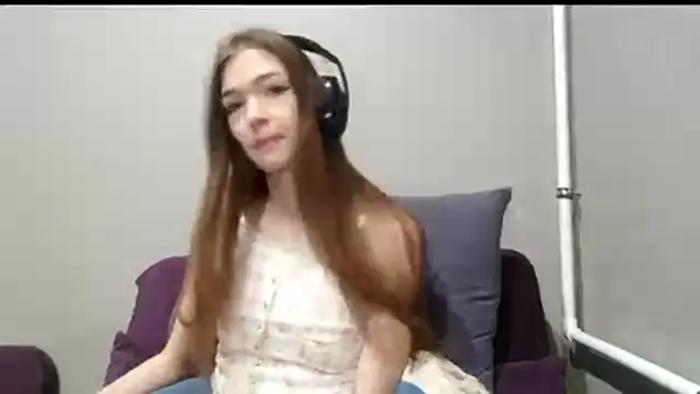 Snapshot of amnamiXx chatting on April 4, 2026, 7:20 pm amnamiXx online show from April 4, 2026, 7:20 pm