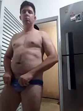 Roger1986  online show from April 11, 2026, 2:30 am