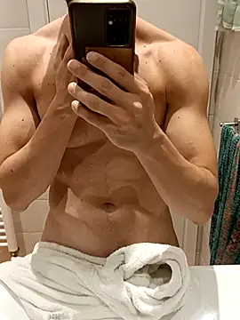 Snapshot of marco_reyes chatting on July 29, 2026, 7:13 pm marco reyes online show from July 29, 2026, 7:13 pm
