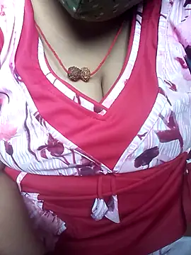 hotriya576599 online show from July 28, 2026, 10:01 am
