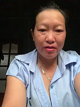 Snapshot of candy-beo chatting on April 12, 2026, 11:19 pm candy-beo online show from April 12, 2026, 11:19 pm