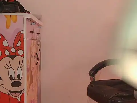 Snapshot of sweet_rashi chatting on April 14, 2026, 5:34 am sweet rashi online show from April 14, 2026, 5:34 am