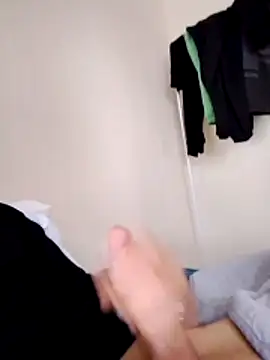 jhonylock online show from April 7, 2026, 11:34 am