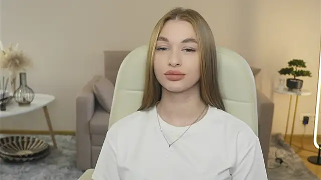 SangVivolo online show from April 7, 2026, 12:29 pm