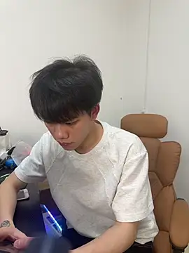 wxh8866 online show from April 4, 2026, 12:34 pm