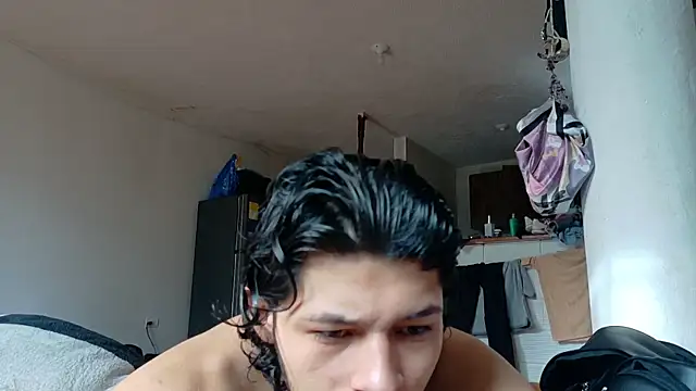 -Apolo ayala- - online show from April 24, 2026, 1:13 pm