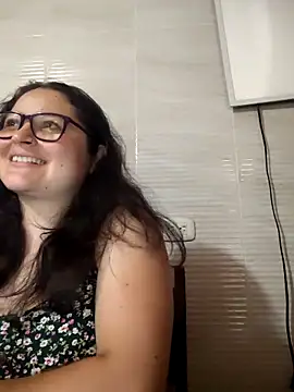 Dark Cherry20 online show from April 4, 2026, 9:54 pm