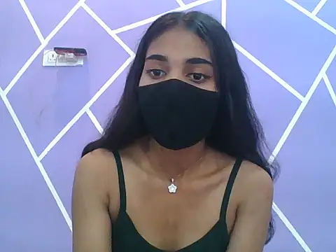 Snapshot of Shanaya_xo chatting on July 25, 2026, 11:05 am Shanaya xo online show from July 25, 2026, 11:05 am