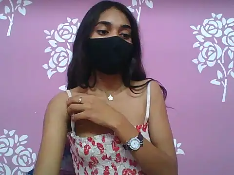 Snapshot of Shanaya_xo chatting on July 29, 2026, 4:50 pm Shanaya xo online show from July 29, 2026, 4:50 pm