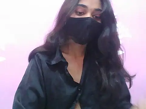 Snapshot of Shanaya_xo chatting on July 24, 2026, 4:58 pm Shanaya xo online show from July 24, 2026, 4:58 pm
