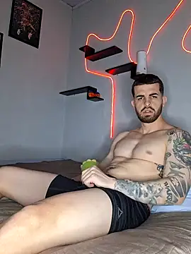leoxxxgato online show from July 24, 2026, 11:56 pm