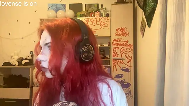RedHeadCat online show from June 1, 2026, 6:29 pm