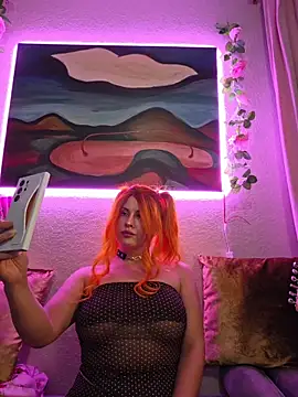 ItsAuroraBorealis online show from June 12, 2026, 10:51 pm