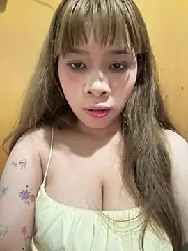 Sexx-12x online show from May 31, 2026, 4:40 am