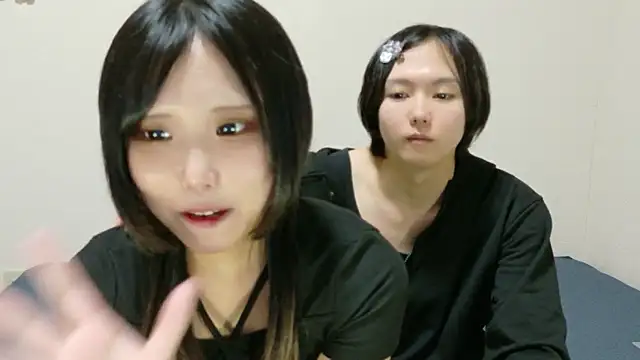 Me aMaru online show from April 20, 2026, 10:07 am