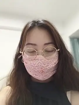 Snapshot of bingbing-521 chatting on April 13, 2026, 5:17 pm bingbing-521 online show from April 13, 2026, 5:17 pm