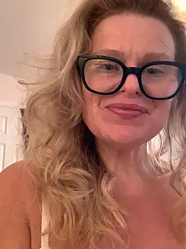 Love Lee xo online show from July 16, 2026, 10:29 pm