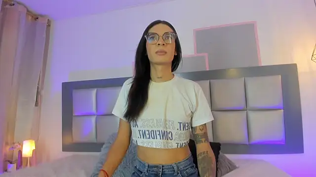 Maddie Ray online show from July 8, 2026, 8:09 pm
