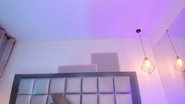 Maddie Ray online show from July 26, 2026, 9:11 pm