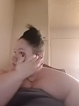 hisalphaqueen27 online show from April 6, 2026, 5:03 pm