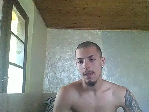 robertmrn112 online show from June 20, 2026, 9:58 am