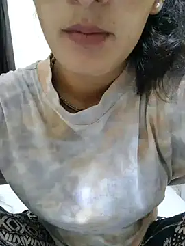 Snapshot of Monika_kumari6 chatting on June 10, 2026, 3:24 pm Monika kumari6 online show from June 10, 2026, 3:24 pm