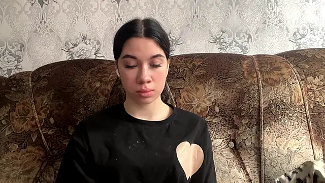 crispyrust online show from April 23, 2026, 3:24 am