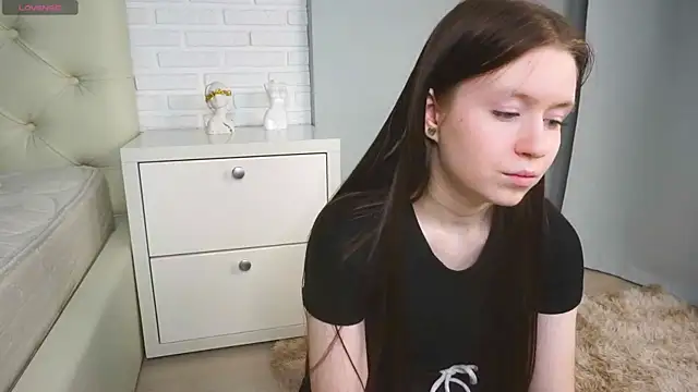 AngelaPratt online show from April 15, 2026, 7:58 pm