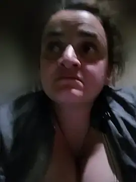 Snapshot of AnabelBexley chatting on April 14, 2026, 6:46 pm AnabelBexley online show from April 14, 2026, 6:46 pm