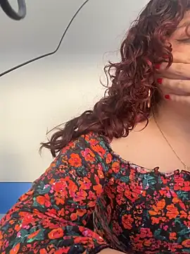 DirtyMerida online show from June 25, 2026, 8:14 pm