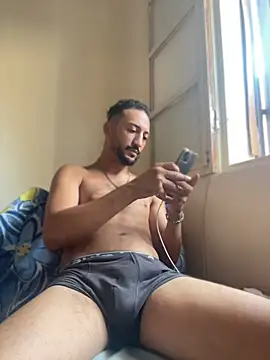 Snapshot of legende59 chatting on July 28, 2026, 12:48 pm legende59 online show from July 28, 2026, 12:48 pm
