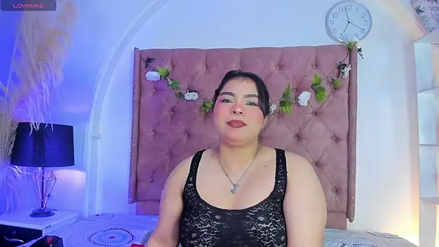 ROSELEI  online show from May 30, 2026, 8:20 am