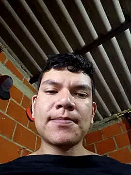 Snapshot of Yac99 chatting on April 15, 2026, 6:19 am Yac99 online show from April 15, 2026, 6:19 am